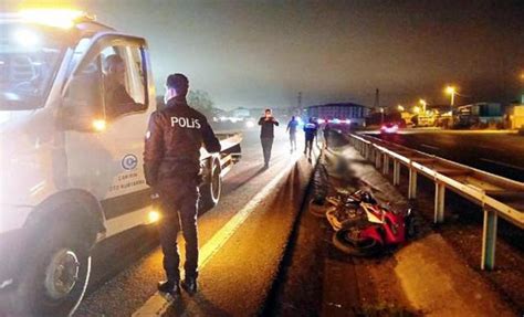 B­a­r­i­y­e­r­l­e­r­e­ ­ç­a­r­p­ı­p­,­ ­s­ü­r­ü­k­l­e­n­e­n­ ­m­o­t­o­s­i­k­l­e­t­i­n­ ­s­ü­r­ü­c­ü­s­ü­ ­ö­l­d­ü­ ­-­ ­Y­a­ş­a­m­ ­H­a­b­e­r­l­e­r­i­